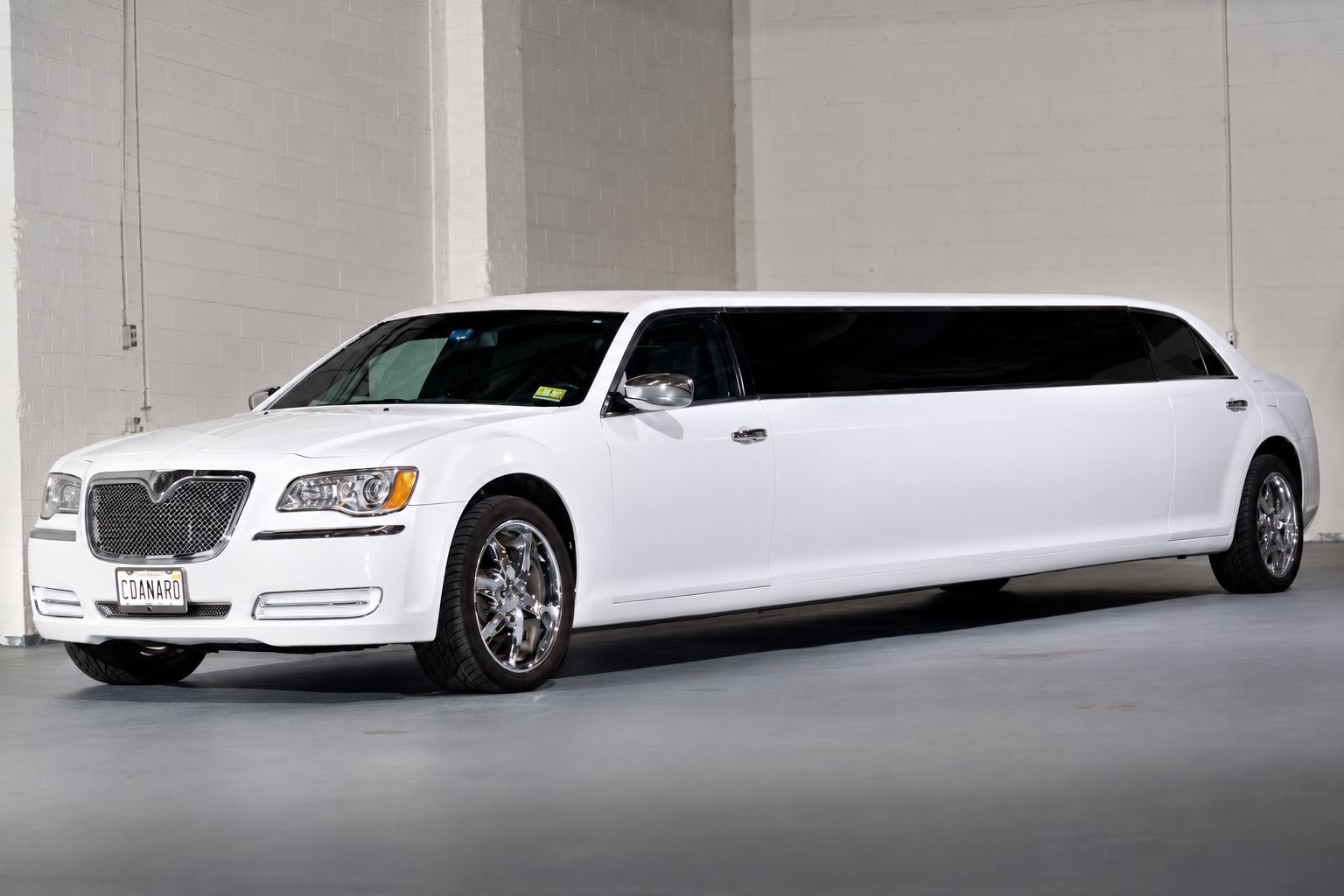 Stretch Limousine Luxury Exterior